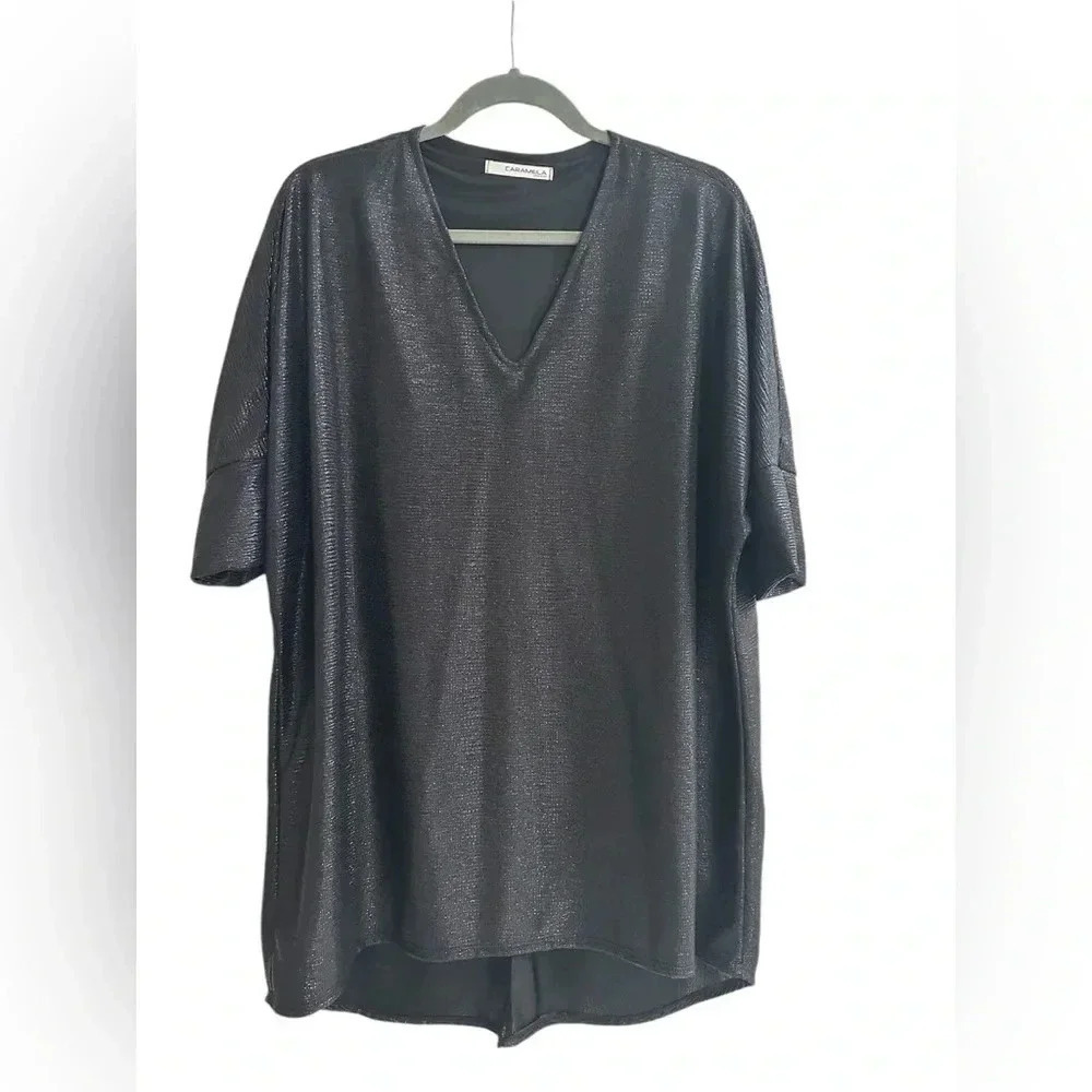 Caramela Black Sparkle Holiday Shimmer Oversized Tunic Size Small - EUC